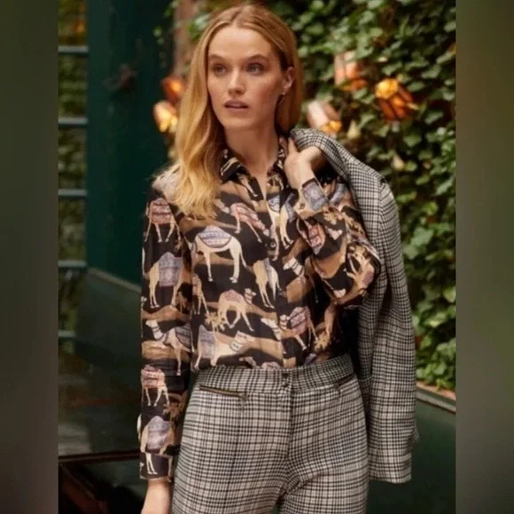 J. McLaughlin Darcey Silk Blend Button Front Blouse - Camel Print - Small - NWOT - Picture 4 of 13